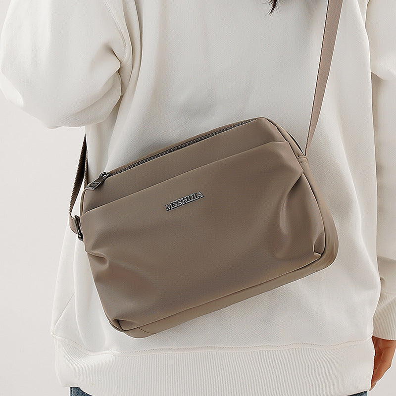 Casual Fashionable Versatile Multi-compartment Bag