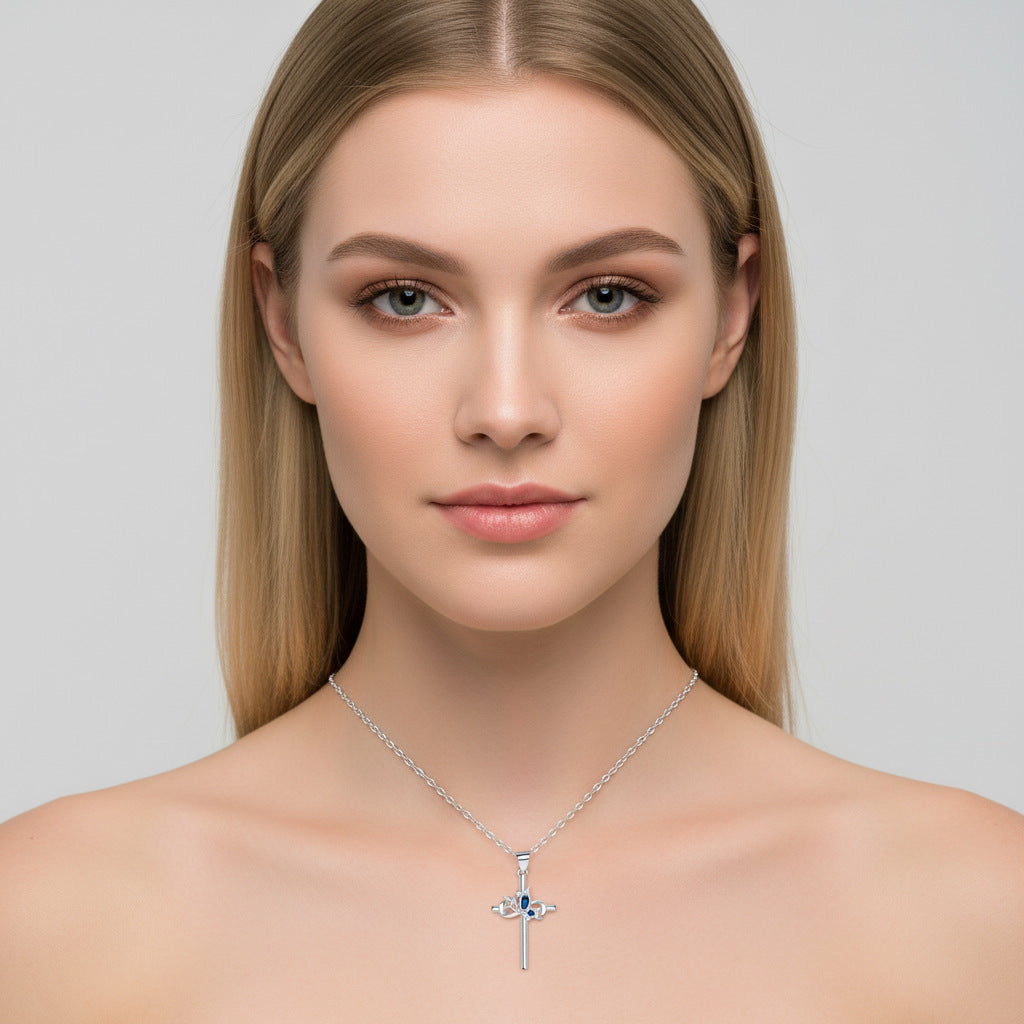 Fashionable Commuter-Style Cross Necklace